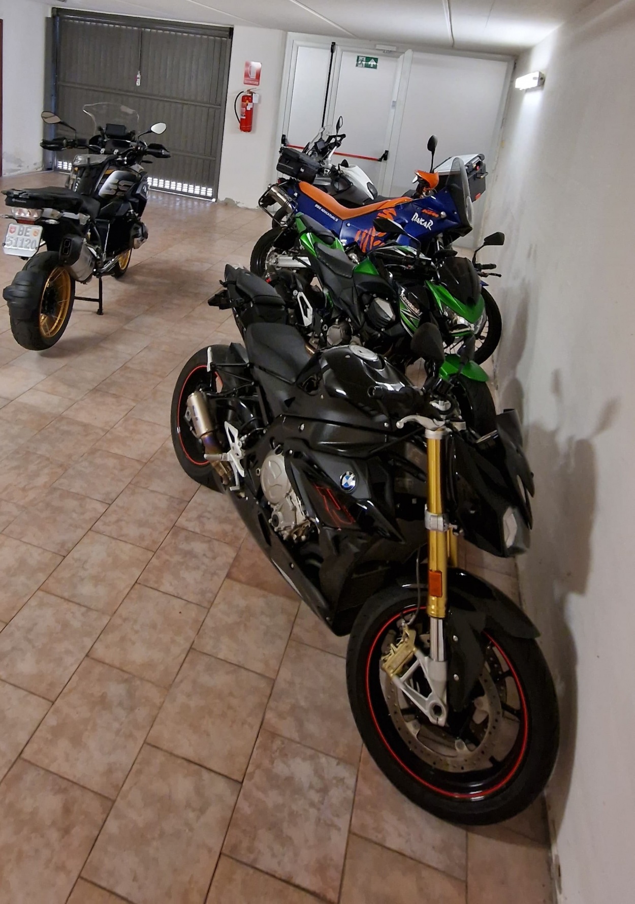  Gäste Fotoeinsendungen 