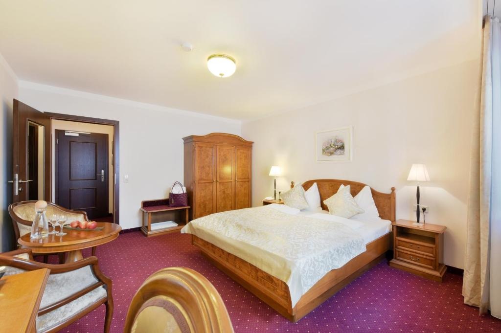  Historic Boutique Hotel Cella Central in Zell am See 