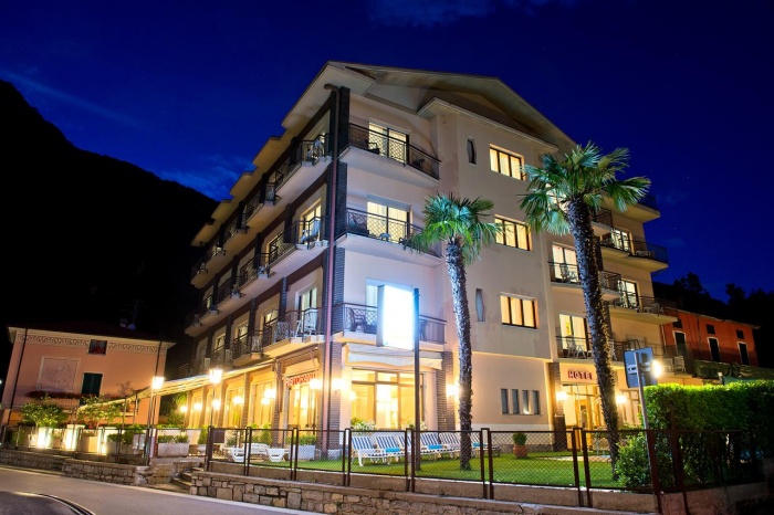 Motorrad Hotel  Europa in Porlezza