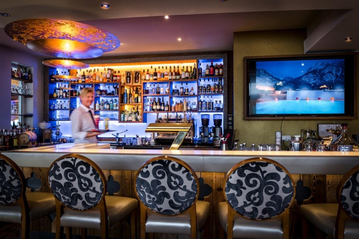  bikerfreundlches Hotel Rübezahl mit Blick auf Schloss Neuschwanstein in Schwangau 