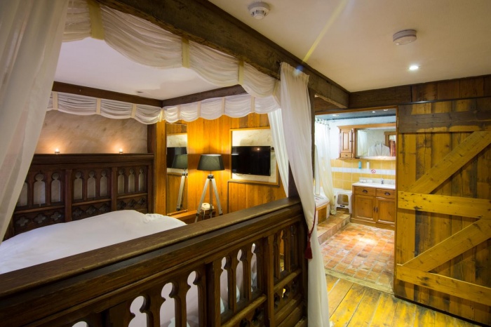  Our motorcyclist-friendly Hotel de Stokerij  