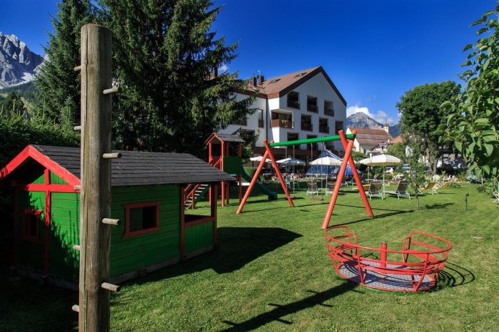 Familien- und Kinderfreundliches Sporthotel Tyrol Dolomites in Innichen