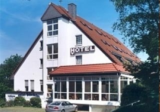 Our motorcyclist-friendly Airport Fashion Hotel    Our motorcyclist-friendly Airport Fashion Hotel