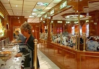 Our motorcyclist-friendly Airport Fashion Hotel    Our motorcyclist-friendly Airport Fashion Hotel