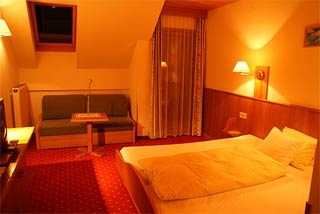  Our motorcyclist-friendly Hotel Kolbitsch  