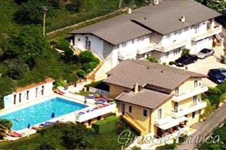  Village Hotel Lucia in Arias di Tremosine (Brescia) 
