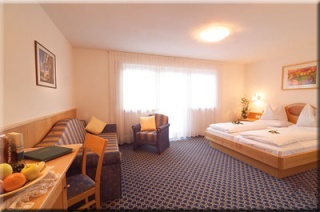 Motorrad Hotel Gufler in Schluderns