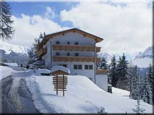 Motorrad Hotel Aurora in Palmschoss / Brixen