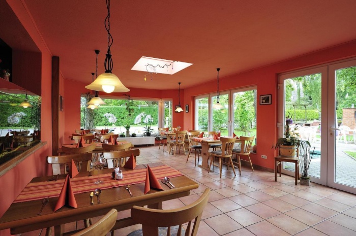 fahrradfahrerfreundliches Hotel Gasthaus zum Rethberg in Lübstorf   fahrradfahrerfreundliches Hotel Gasthaus zum Rethberg in Lübstorf