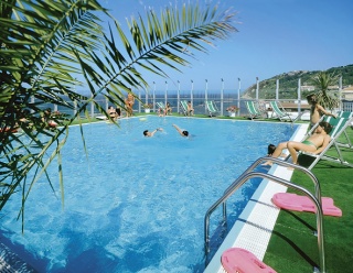  fahrradfahrerfreundliches Hotel Napoleon in Gabicce Mare 