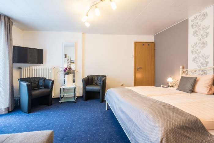  Our motorcyclist-friendly Moselromantik-Hotel zum Löwen  