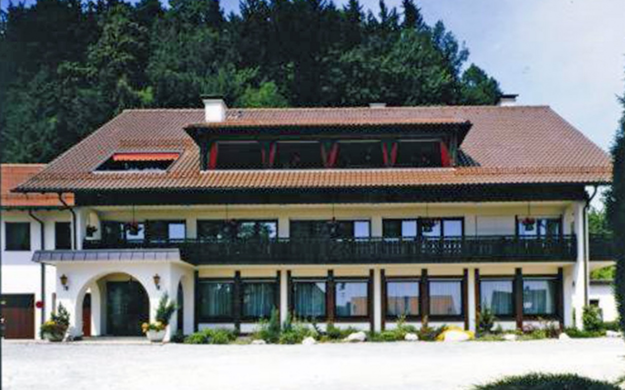  Our motorcyclist-friendly Hotel Krone Waldburg  