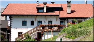 Motorrad Oberpiskoihof in Villnöß