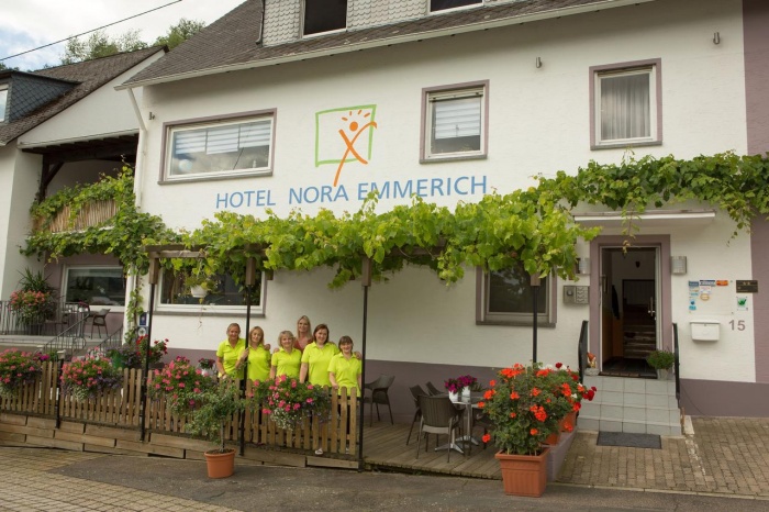  Fahrradtour übernachten im Hotel Nora Emmerich in Winningen 