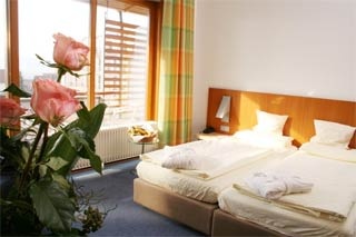  Radtour, übernachten in aqualux Wellness- & Tagungshotel in Bad Salzschlirf bei Fulda 
