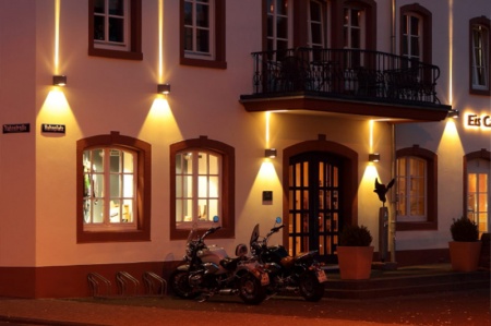 Motorradfahrerfreundliches Hotel Zum Goldenen Stern In Prum In Der Eifel
