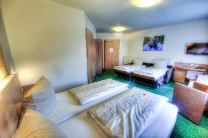  fahrradfahrerfreundliches Hotel- Restaurant Schwörer in Lenzkirch / Hochschwarzwald 