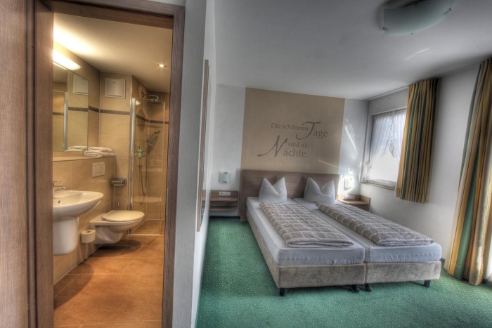  bikerfreundlches Hotel- Restaurant Schwörer in Lenzkirch / Hochschwarzwald 