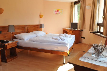  Al Gallo Forcello.1530 - Albergo-Ristorante in Pontebba 