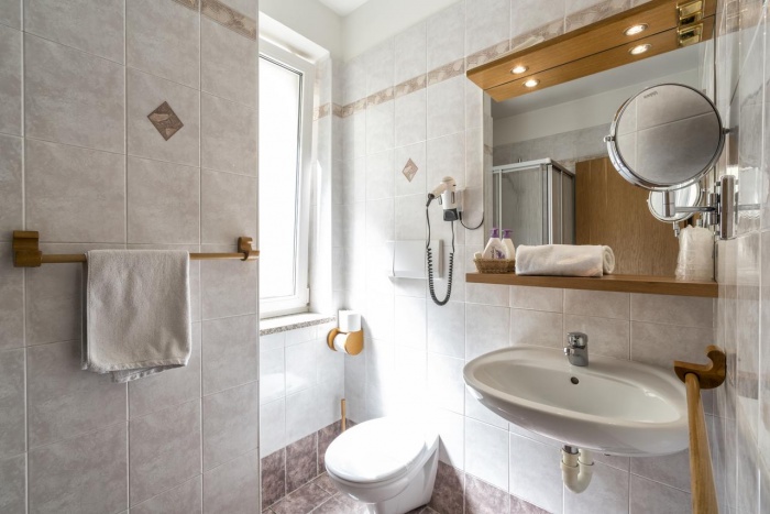  bikerfreundlches Hotel Steinmannwald in Leifers Steinmannwald 