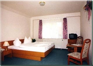 Biker Hotel Landhotel Radeweger Hof in Beetzsee OT Radewege