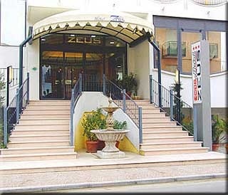  Hotel Zeus in Viserba Di Rimini 