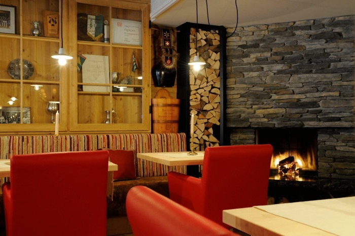  Radtour, übernachten in Hotel Restaurant Schützen in Lauterbrunnen 