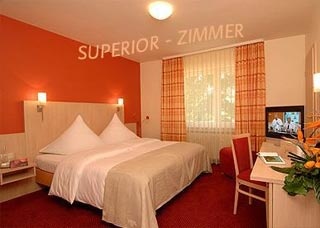  Airport-Hotel am Schwimmbad in Hattersheim 