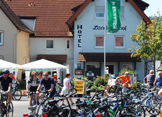  Fahrradtour übernachten im Hotel Drei Lilien in Werbach 