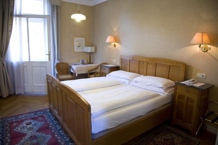  Our motorcyclist-friendly Hotel Westend  