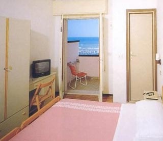  Our motorcyclist-friendly Hotel Mignon  