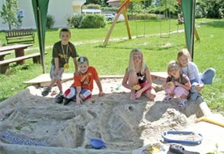 Familien- und Kinderfreundliches Sporthotel Ahornhof in Lindberg