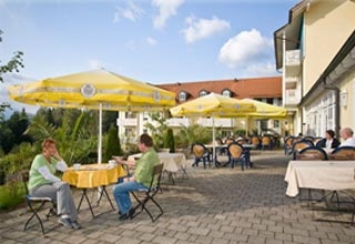 Motorrad Sporthotel Ahornhof in Lindberg