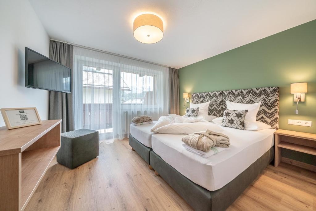  bikerfreundlches Hotel Bergidylle Falknerhof in Niederthai 