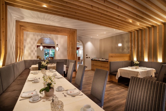  bikerfreundlches Alpwell Hotel und Chalets Burggraefler in Tisens bei Meran (BZ) 