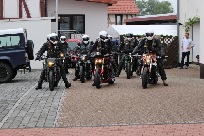  Gäste Fotoeinsendungen 