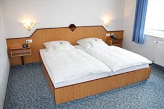 Biker Hotel Hotel Am Feldmarksee in Sassenberg