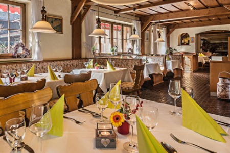  Familienfreundliches  Zum Hirschhaus Hotel-Restaurant in Ruhpolding 
