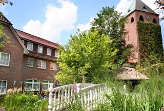  Familienfreundliches  Hotel Böttchers Gasthaus in Rosengarten - Nenndorf 