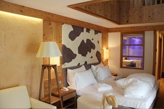  Our motorcyclist-friendly Family Resort Emmy 5 elements  