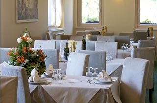  bikerfreundlches Harmony Suite Hotel in Selvino (BG) 