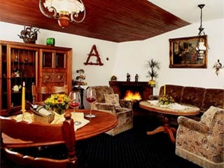  fahrradfahrerfreundliches ANKER Hotel-Restaurant in Kamp Bornhofen 