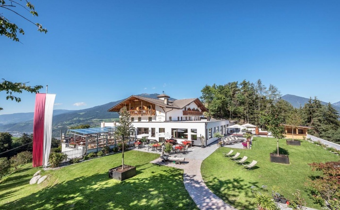  Our motorcyclist-friendly HOTEL TORGGLERHOF  