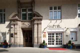  bikerfreundlches Hotel Brandies Berlin in Berlin 