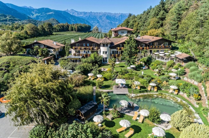 Hôtel convivial pour les motards Alpwell Hotel und Chalets Burggraefler à Tisens bei Meran (BZ)