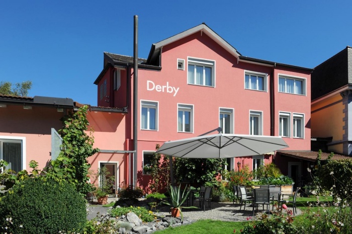 Fahrradfahrer Hotel Derby in Interlaken