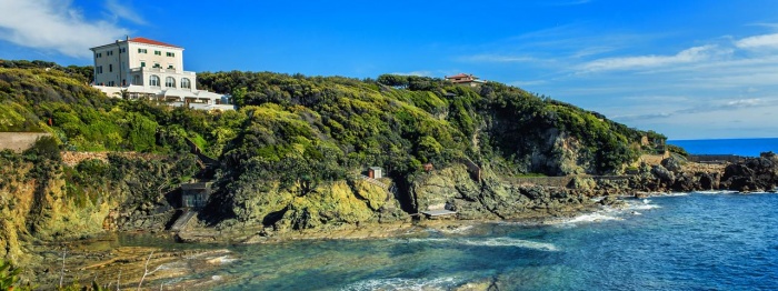 Fahrradfahrer Grand Hotel Villa Parisi in Castiglioncello