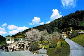 fahrradfahrerfreundliches Laudersbachs Landhotel & Gasthof in Altenmarkt - Zauchensee