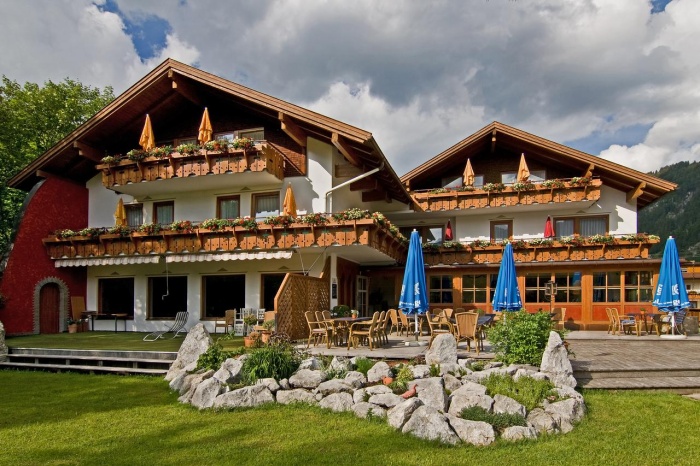  Familien Urlaub - familienfreundliche Angebote im Hotel Anneliese in Bad Hindelang / Unterjoch in der Region AllgÃ¤u 
