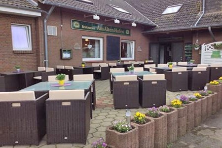 Motorvriendelijk Gästehaus-Restaurant Am alten Hafen in Altharlingersiel bei Neuharlingersiel